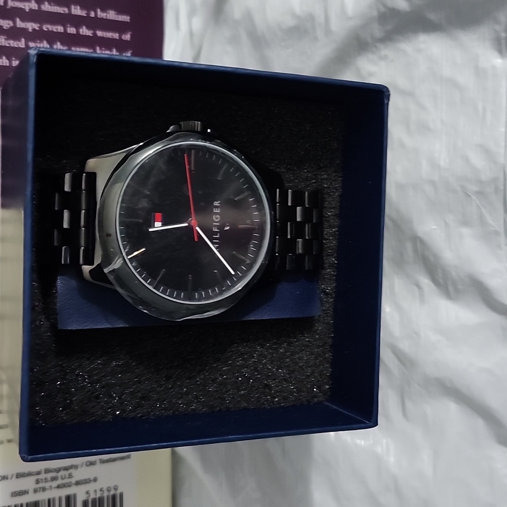 Tommy Hilfiger Mens Casual Watch - 3H Quartz - Stainless Steel Wristwatch